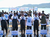 Freeport & Kementerian Lingkungan Hidup Tanam 1,5 Juta Mangrove di NTB