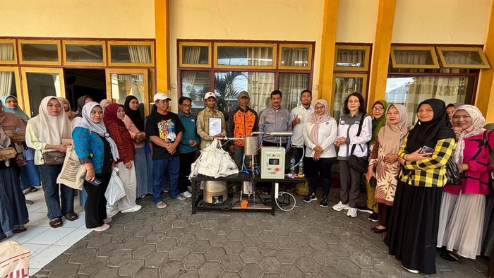 ITS Sulap Limbah Plastik Jadi Energi Alternatif Pakai Teknologi Pirolisis
