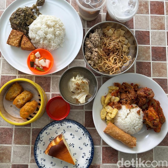 Tersembunyi di Antasari! Kantin Ini Sajikan Bebek Lado Ijo dan Cheesecake
