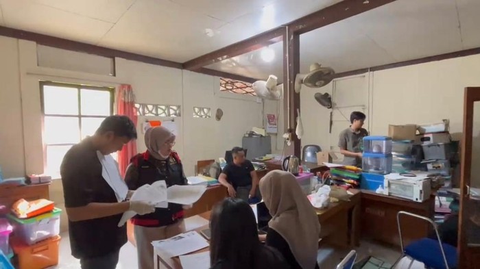 Kantor Desa Tlogomulyo, Gubug, Grobogan digeledah Kejari Grobogan.

Foto diunggah Rabu (7/7/2026).
