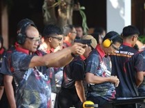 Pesan Mendalam Kapolda Jatim Saat Buka Lomba Menembak 2026