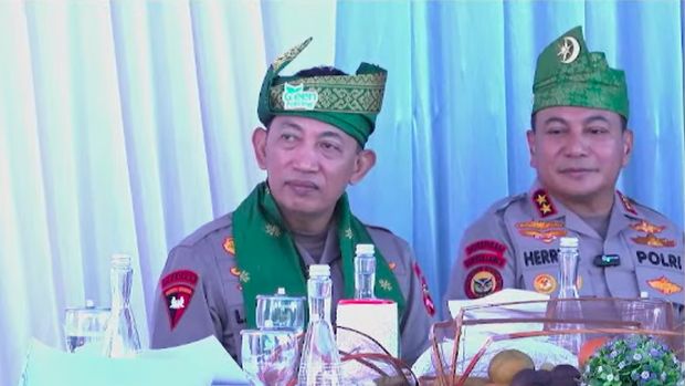 Kapolda Riau Irjen Herry Heryawan apresiasi Kapolri dalam peresmian 80 Jembatan Merah Putih. Jembatan ini memperkuat konektivitas dan kesejahteraan masyarakat. (dok Polda Riau)