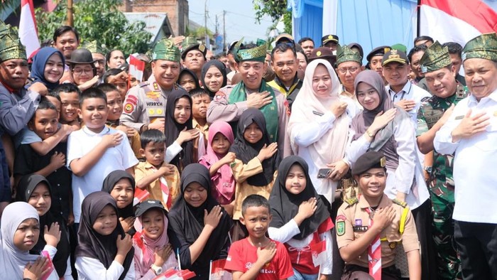 Kapolri Jenderal Listyo Sigit Prabowo meresmikan 80 Jembatan Merah Putih Presisi di momen Hari Bhayangkara ke-80, Rabu (8/7/2026).
