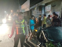 McLaren Terbelah dalam Kecelakaan di Sukoharjo, Aki Terlempar Kena Minimarket