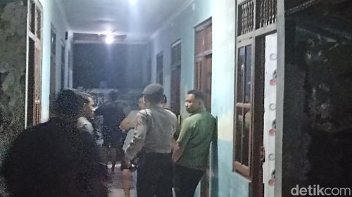 Keributan antar penghuni kos terjadi di Jalan Akasia XVI, Denpasar, Rabu (8/7/2026).