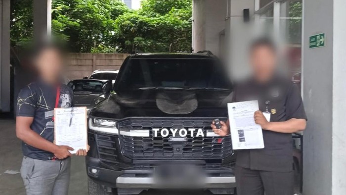 Land Cruises terkait suap Bupati Kuansing tiba di Jakarta. (Dok. Istimewa)