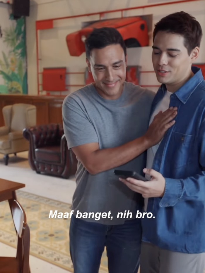 Hamish Daud dan Maxime Boutttier.