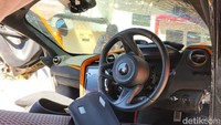 Kanit Gakkum Satlantas Polres Sukoharjo Iptu Ardian, mengatakan meski tahun produksi tahun 2023, mobil tersebut baru dibeli oleh Andra ST.Mobil ini baru dibeli, keluaran tahun 2023. Sudah terdaftar di Samsat Sukoharjo. Ini kendaraan baru, tetapi keluaran tahun 2023. Kemungkinan sekitar 3 bulan (belinya). STNKnya atas nama pengemudi sendiri, kata Ardian kepada awak media, Rabu (8/7).