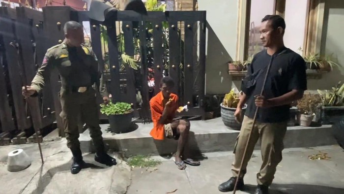 ODGJ ngamuk di Ponorogo saat diamankan Satpol PP