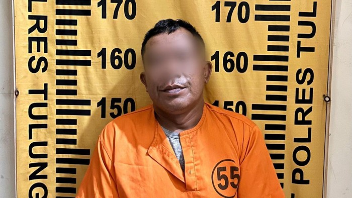 Pelaku love scamming S (49) ditangkap Polres Tulungagung