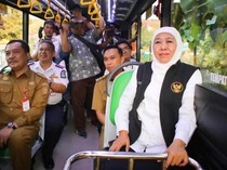 Komitmen Khofifah Lakukan Terobosan Dalam Konektivitas Regional Darat-Laut