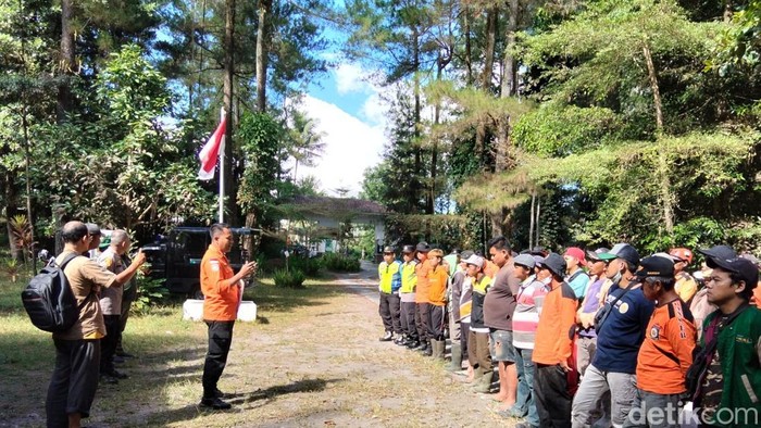 Suasana apel operasi pencarian di Jurang Jero, Srumbung, Kabupaten Magelang, Rabu (8/7/2026).