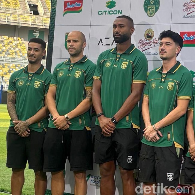 Persebaya Surabaya Perkenalkan Pemain Baru