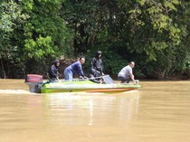Polisi Susur Sungai Sekadau Usai Airnya Keruh, Cari Tambang Emas Ilegal