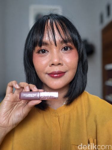Review Lip Tint MLBB L'Oreal Hyaluron Tint Lip Stain Serum shade Tea Time.