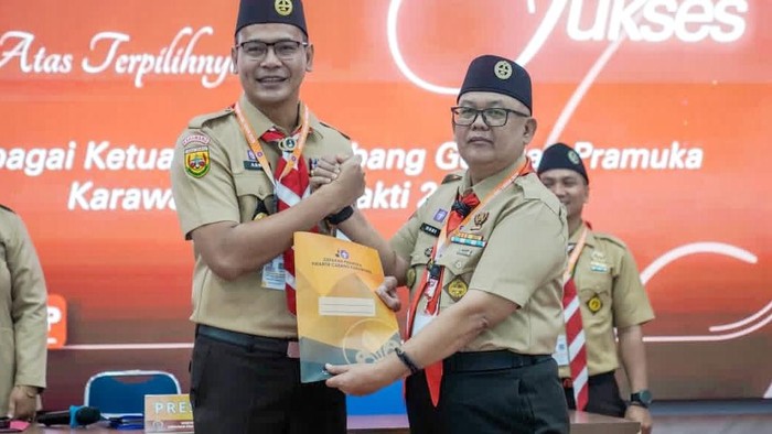 Sekretaris Daerah Kabupaten Karawang Asep Aang Rahmatullah terpilih sebagai Ketua Kwartir Cabang Gerakan Pramuka Karawang
