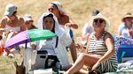 The Hill Dipenuhi Payung, Terik Matahari Tak Halangi Antusias Penonton Wimbledon
