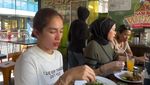Ussy Sulistiawaty Putuskan Tutup Nasi Bejeg Wijaya, Ini Kenangannya!