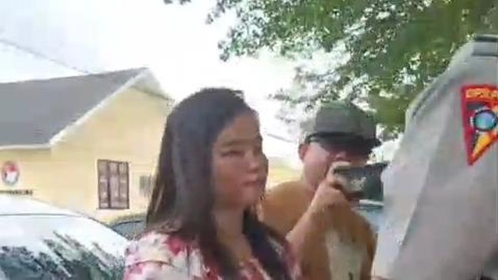 Wanita di PALI diamankan usai membakar rumah mantan mertuanya