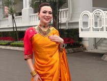 Wika Salim Berkain Sari Oranye Nyanyi di Jamuan Kenegaraan Kujungan PM India