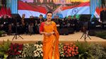 Wika Salim Berkain Sari Oranye Nyanyi di Jamuan Kenegaraan Kujungan PM India