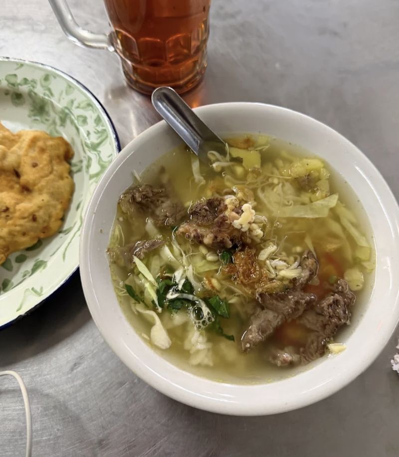 3 Soto Enak di Jogja Pilihan Dian Sastro
