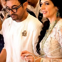 Aamir Khan Menikah di Usia 61, Hadiahi Istri Cincin Rubi Langka Rp 76 Miliar