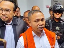 Dituntut 8,5 Tahun Kasus Jatah Preman, Gubernur Riau Nonaktif: Mengada-ada