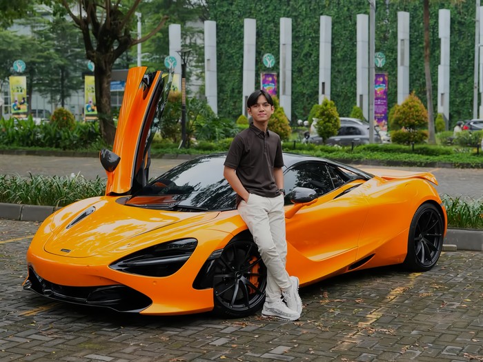 Andra ST dan McLaren-nya