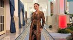 Anggi Marito Anggun Berkebaya Kurung Panjang di Istana Negara