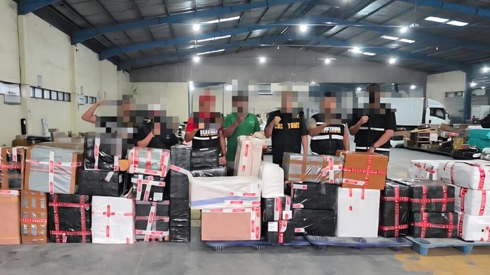Bea Cukai Bogor menyita enam juta batang rokok ilegal