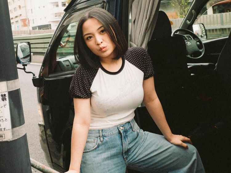 Bernadya Punya 2 Rumah, tapi Malah Nyaman di Kos