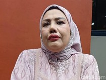Cerita Elly Sugigi Oplas di Jakarta