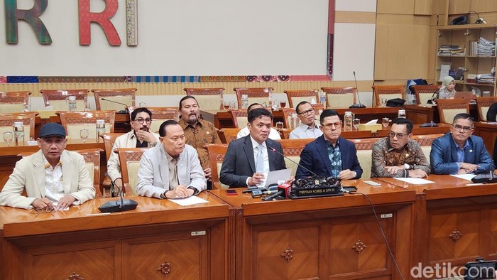 Jumpa pers Komisi III DPR terkait kasus korupsi. (Adrial/detikcom)