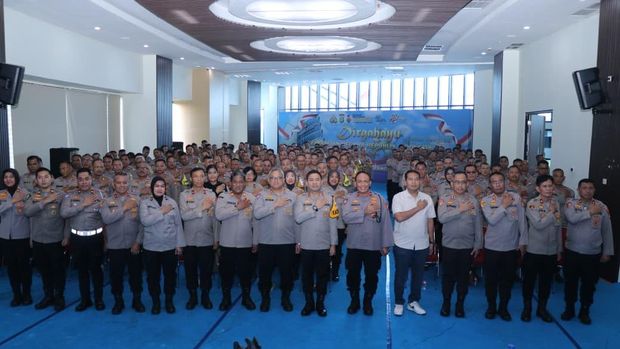 Kapolres Metro Tangerang Kota Kombes Raden Muhammad Jauhari mengatakan Bhabinkamtibmas ujung tombak Polri dalam menjaga keamanan dan ketertiban masyarakat. (dok Ist)