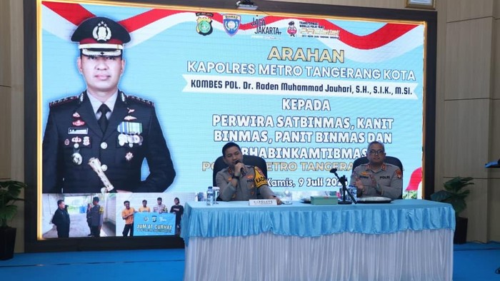 Kapolres Metro Tangerang Kota Kombes Raden Muhammad Jauhari mengatakan Bhabinkamtibmas ujung tombak Polri dalam menjaga keamanan dan ketertiban masyarakat. (dok Ist)