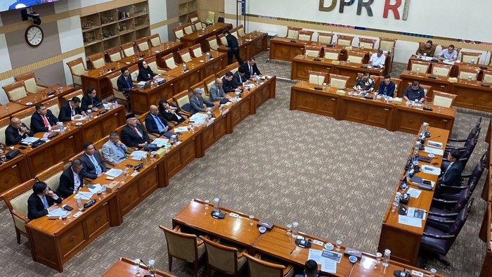 Rapat Komisi III DPR membahas RUU Perampasan Aset di kompleks Senayan, Jakarta, Kamis (9/7/2026).