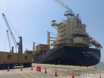 Pelabuhan Patimban Resmi Layani Pengiriman Peti Kemas Internasional