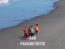 Bikin Heboh di Parangtritis: Dievakuasi dari Laut, Wanita Lalu Menghilang