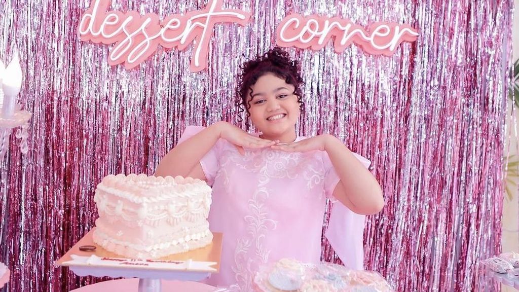 Perayaan Ulang Tahun ke-15 Amora Lemos dengan Konsep Serba Pink
