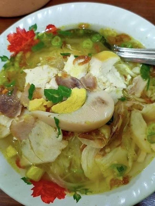 10 Soto Lamongan Legendaris dan Populer di Sekitar Jakarta yang Gurih Sedap!