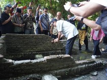 Saat Sultan HB X Berkunjung ke Sragen dan Cuci Muka di Sendang