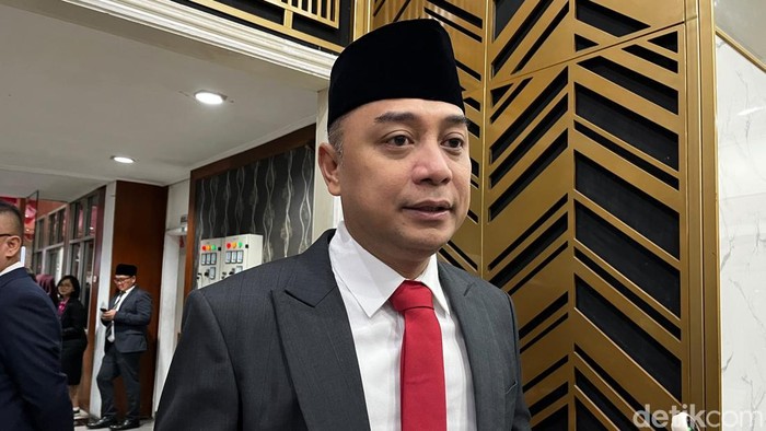 Wali Kota Surabaya Eri Cahyadi.