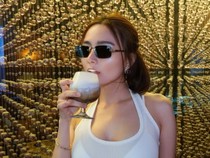 Wika Salim Gemar Ngopi, Berburu Kafe Sampai ke Korea Selatan!