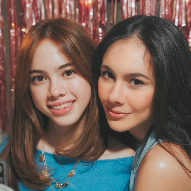 Potret Wulan Guritno Rayakan Ultah London, Paras Cantik Putrinya Curi Atensi