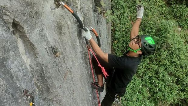 Atlet dry tooling climbing asal Kabupaten Bandung Barat Atlet dry tooling climbing asal Kabupaten Bandung Barat