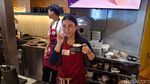 Seru! Anak-anak Belajar Jadi Barista Buat Isi Waktu Liburan