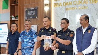 Mau Bawa Kabur Emas Rp 7,25 M ke Malaysia, 1 WNA Diamankan Bea Cukai