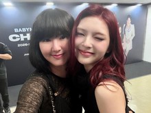 Chiquita BABYMONSTER dan Ibu Visualnya Seperti Kakak-Adik