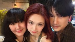 Chiquita BABYMONSTER dan Ibu Visualnya Seperti Kakak-Adik